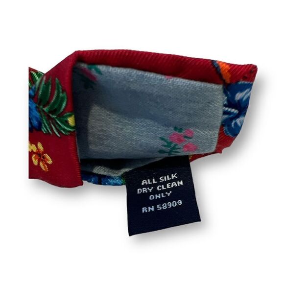 Roundtree & Yorke Floral Print Silk Tie - Picture 3 of 4